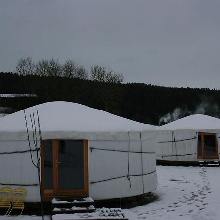 Yourtes En Terrasse Bonneval  Zewnętrze zdjęcie
